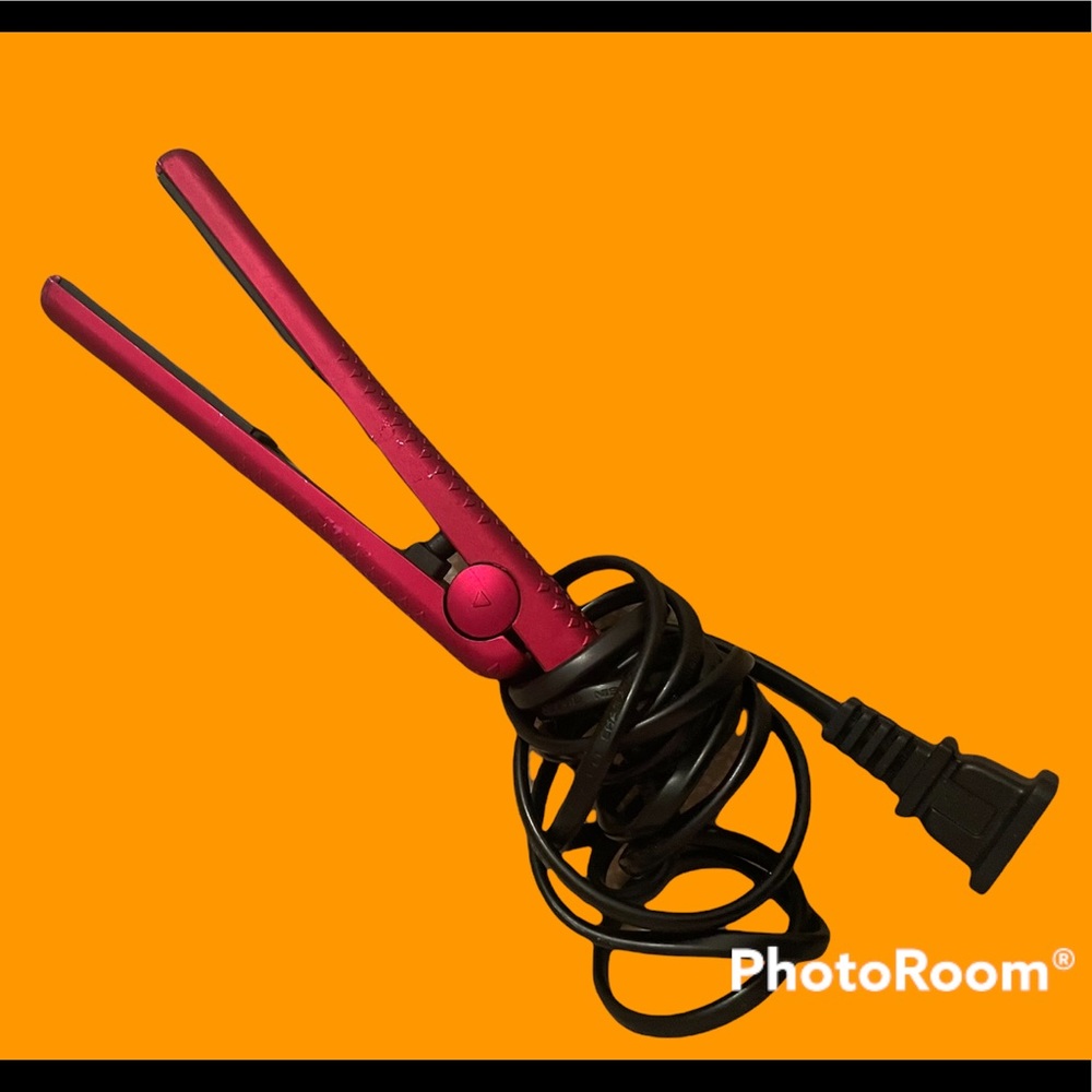 HOT PINK MINI HAIR STRAIGHTENER/ FLAT IRON